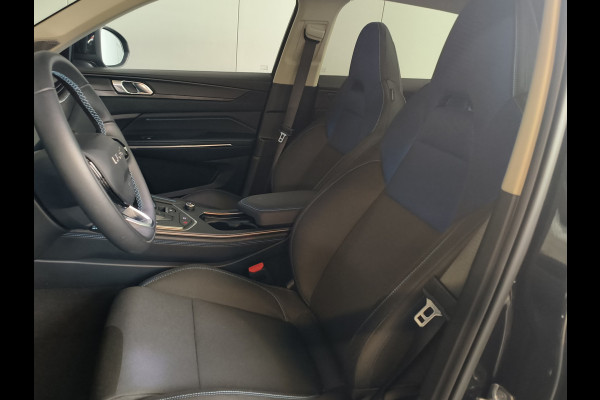 Lynk & Co 01 1.5 261PK Plug-in Hybrid * 360* camera Pano/dak Apple/Carplay Adaptive/Cruise Rijklaar + 12 maandne Bovag-garantie Henk Jongen Auto's in Helmond,  al 50 jaar service zoals 't hoort!