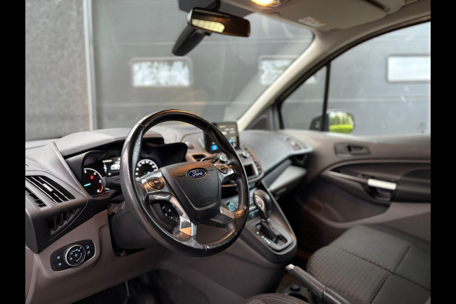 Ford Transit Connect 1.5 EcoBlue L1 - Automaat - Trekhaak - Carplay - 3 pers