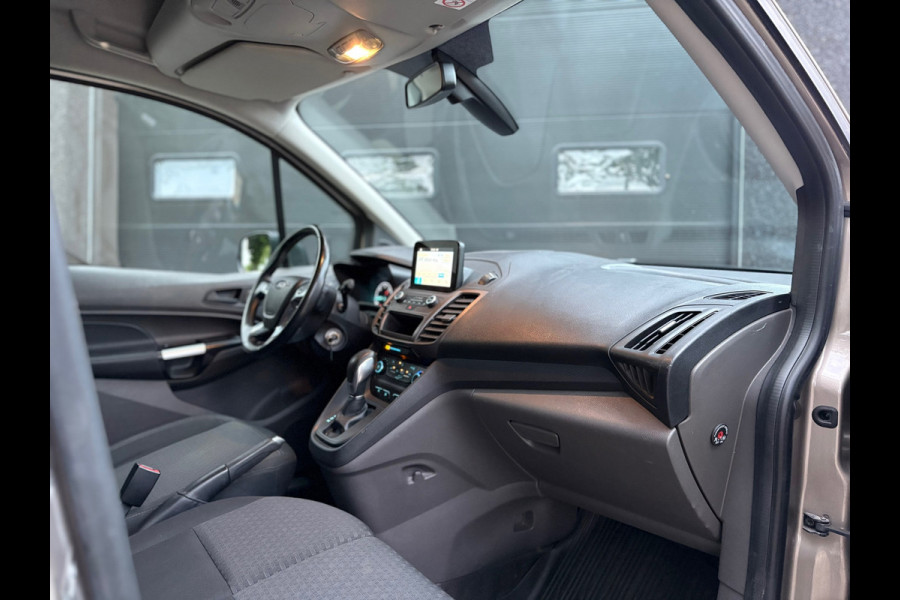 Ford Transit Connect 1.5 EcoBlue L1 - Automaat - Trekhaak - Carplay - 3 pers