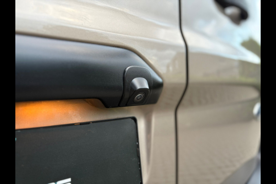 Ford Transit Connect 1.5 EcoBlue L1 - Automaat - Trekhaak - Carplay - 3 pers