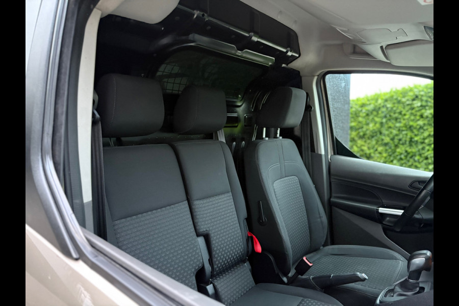 Ford Transit Connect 1.5 EcoBlue L1 - Automaat - Trekhaak - Carplay - 3 pers