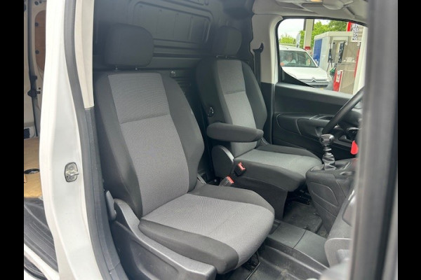 Citroën Berlingo 1.2 PureTech Club AIRCO I NAVIGATIE I APPLE CARPLAY I PDC I MULTIMEDIA I BETIMMERING LAADRUIMTE