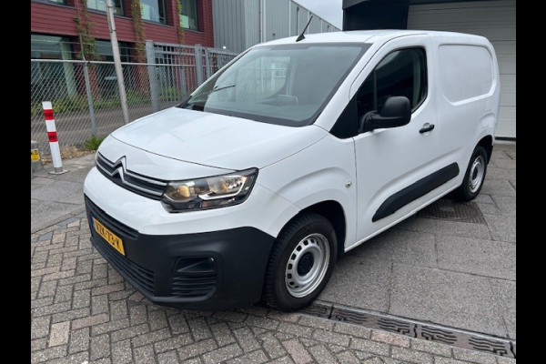 Citroën Berlingo 1.2 PureTech Club AIRCO I NAVIGATIE I APPLE CARPLAY I PDC I MULTIMEDIA I BETIMMERING LAADRUIMTE