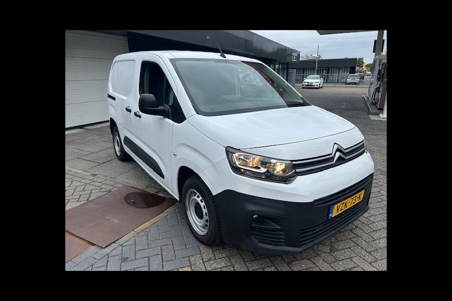 Citroën Berlingo 1.2 PureTech Club AIRCO I NAVIGATIE I APPLE CARPLAY I PDC I MULTIMEDIA I BETIMMERING LAADRUIMTE