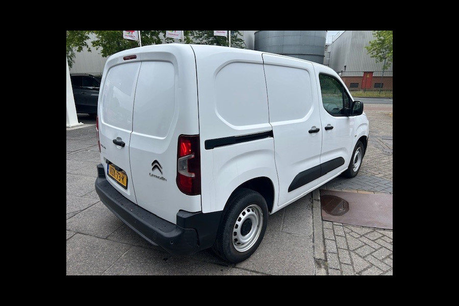 Citroën Berlingo 1.2 PureTech Club AIRCO I NAVIGATIE I APPLE CARPLAY I PDC I MULTIMEDIA I BETIMMERING LAADRUIMTE