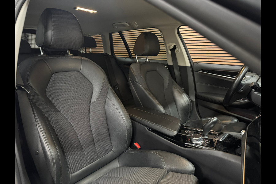 BMW 5 Serie Touring 520i High Executive Sportline | Leer | 360° Camera | Trekhaak