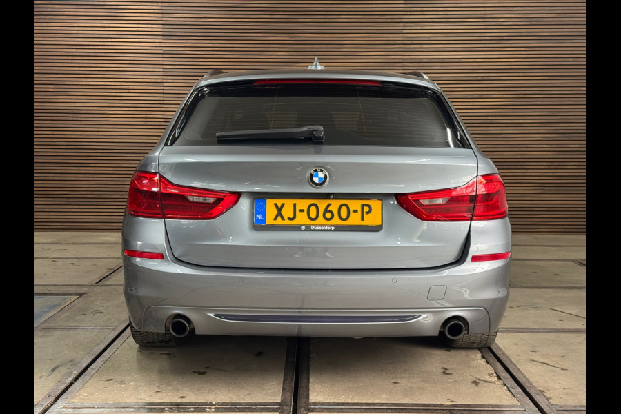 BMW 5 Serie Touring 520i High Executive Sportline | Leer | 360° Camera | Trekhaak