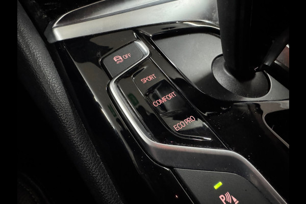 BMW 5 Serie Touring 520i High Executive Sportline | Leer | 360° Camera | Trekhaak