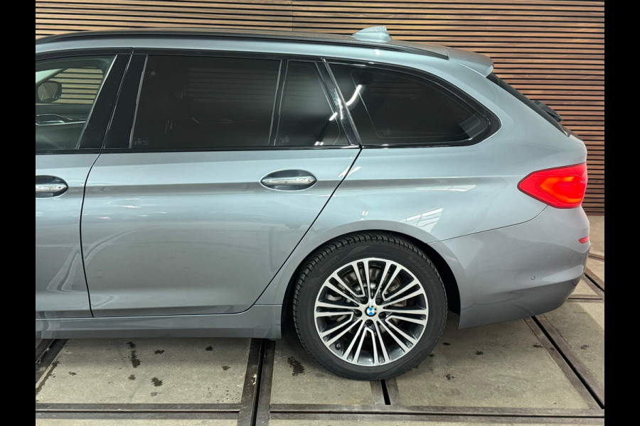 BMW 5 Serie Touring 520i High Executive Sportline | Leer | 360° Camera | Trekhaak