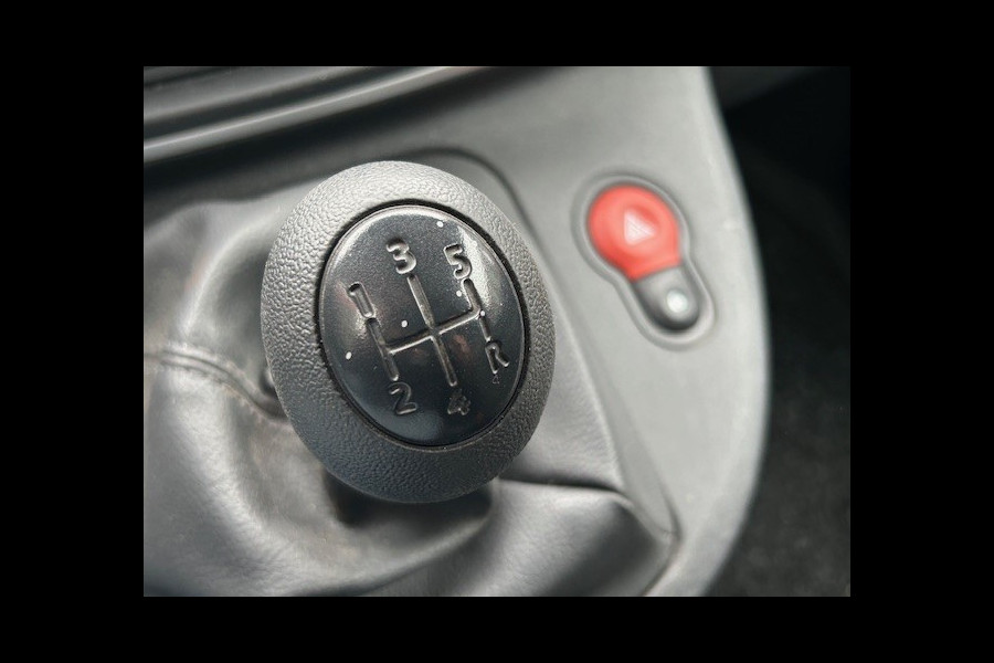 Renault Kangoo 1.5 dCi 75 Energy Comfort AIRCO I MULTIMEDIA I TREKHAAK I 1e EIGENAAR I COMPLETE ONDERHOUDSHISTORIE