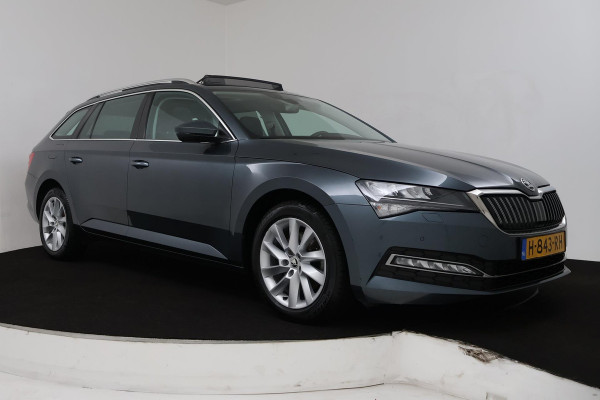 Škoda Superb Combi 1.5 TSI ACT Business Edition (PANORAMADAK, STOELVERWARMING, CAMERA, ELEKTR STOELEN, CRUISE, NL-AUTO)