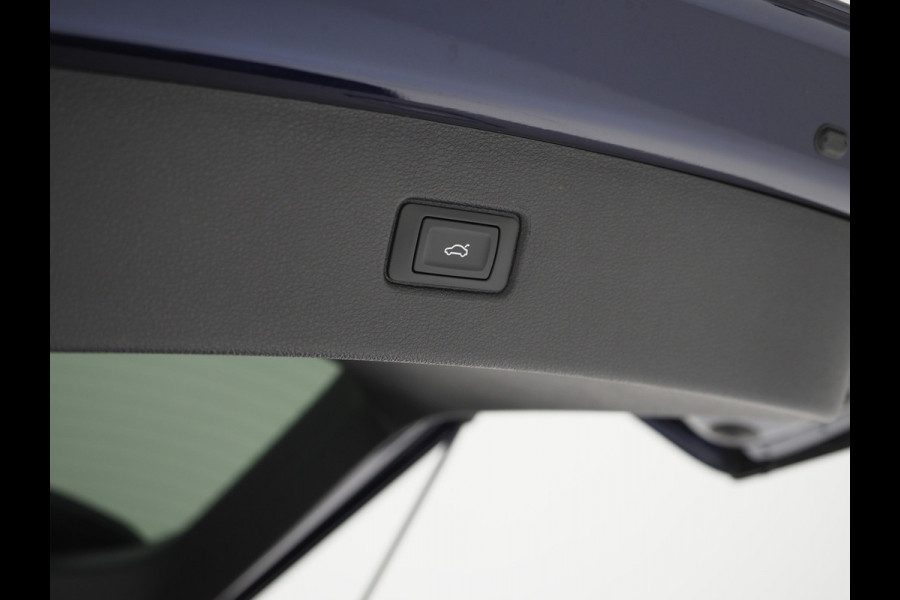 Audi Q7 55 TFSIe Quattro | Virtual Cockpit | Luchtvering | Camera | Adaptive Cruise | Trekhaak