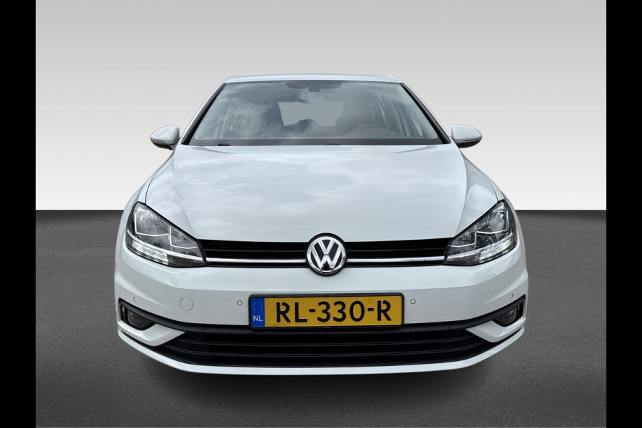 Volkswagen Golf 1.0 TSI Trendline | navigatie |  Apple Carplay/Android Auto | climate control