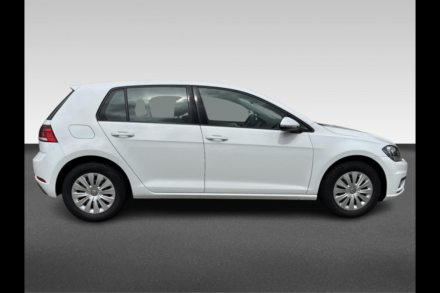 Volkswagen Golf 1.0 TSI Trendline | navigatie |  Apple Carplay/Android Auto | climate control