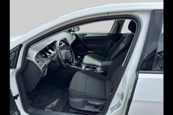 Volkswagen Golf 1.0 TSI Trendline | navigatie |  Apple Carplay/Android Auto | climate control