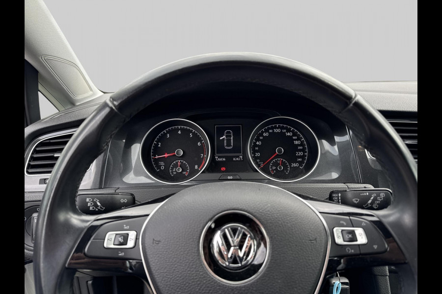 Volkswagen Golf 1.0 TSI Trendline | navigatie |  Apple Carplay/Android Auto | climate control