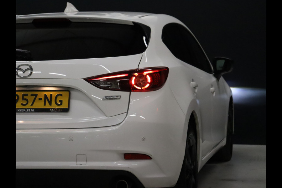 Mazda 3 2.0 SkyActiv-G 120 SkyLease GT [APPLE CARPLAY, LED, PDC V+A, STOEL- EN STUURVERWARMING, CRUISE CONTROL, CLIMATE CONTROL, NAVIGATIE, NIEUWSTAAT]