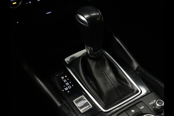 Mazda 3 2.0 SkyActiv-G 120 SkyLease GT [APPLE CARPLAY, LED, PDC V+A, STOEL- EN STUURVERWARMING, CRUISE CONTROL, CLIMATE CONTROL, NAVIGATIE, NIEUWSTAAT]