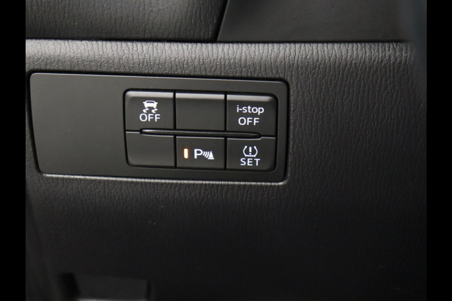 Mazda 3 2.0 SkyActiv-G 120 SkyLease GT [APPLE CARPLAY, LED, PDC V+A, STOEL- EN STUURVERWARMING, CRUISE CONTROL, CLIMATE CONTROL, NAVIGATIE, NIEUWSTAAT]
