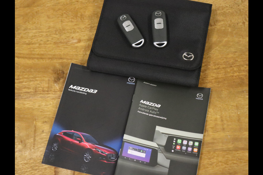 Mazda 3 2.0 SkyActiv-G 120 SkyLease GT [APPLE CARPLAY, LED, PDC V+A, STOEL- EN STUURVERWARMING, CRUISE CONTROL, CLIMATE CONTROL, NAVIGATIE, NIEUWSTAAT]