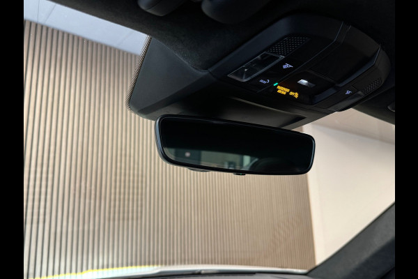 Porsche 911 3.0 Carrera GTS AUT. PANORAMADAK NAVIGATIE APPLE CARPLAY STOELVERWARMING CAMERA PDC AIRCO CRUISE
