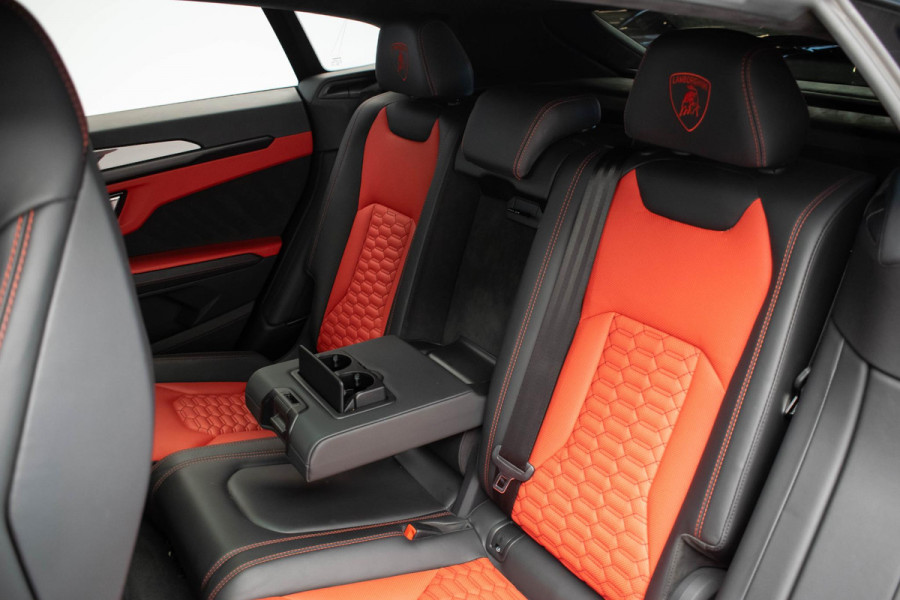 Lamborghini Urus 4.0 V8 |Pano|TwoTone|Massage|23Inch|HUD|B&O|