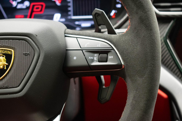 Lamborghini Urus 4.0 V8 |Pano|TwoTone|Massage|23Inch|HUD|B&O|