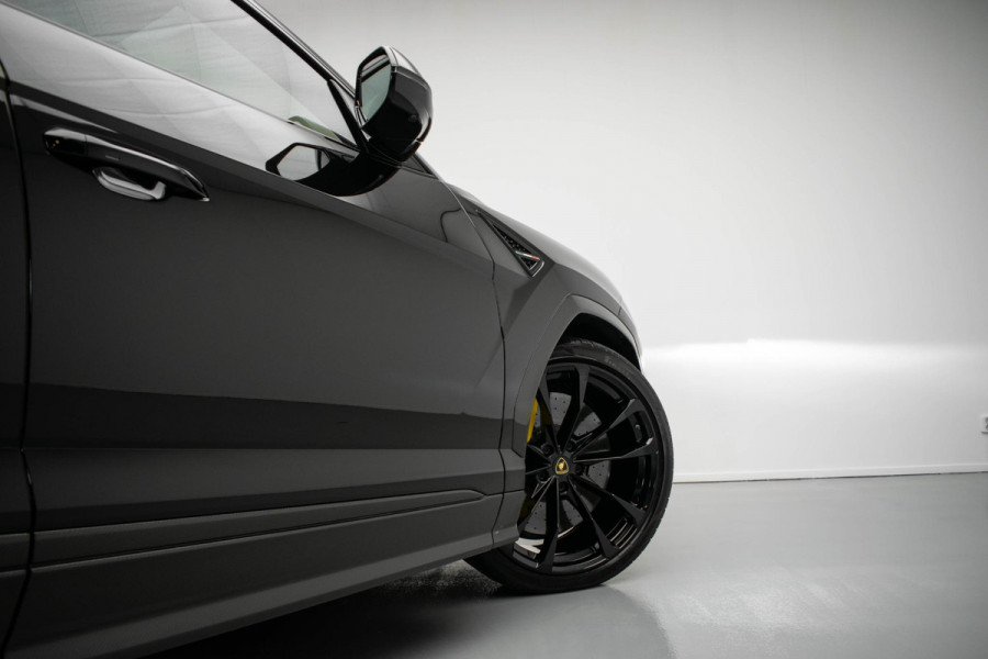 Lamborghini Urus 4.0 V8 |Pano|TwoTone|Massage|23Inch|HUD|B&O|