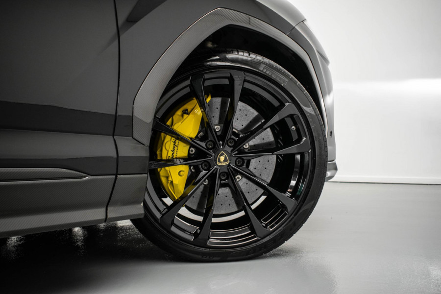 Lamborghini Urus 4.0 V8 |Pano|TwoTone|Massage|23Inch|HUD|B&O|