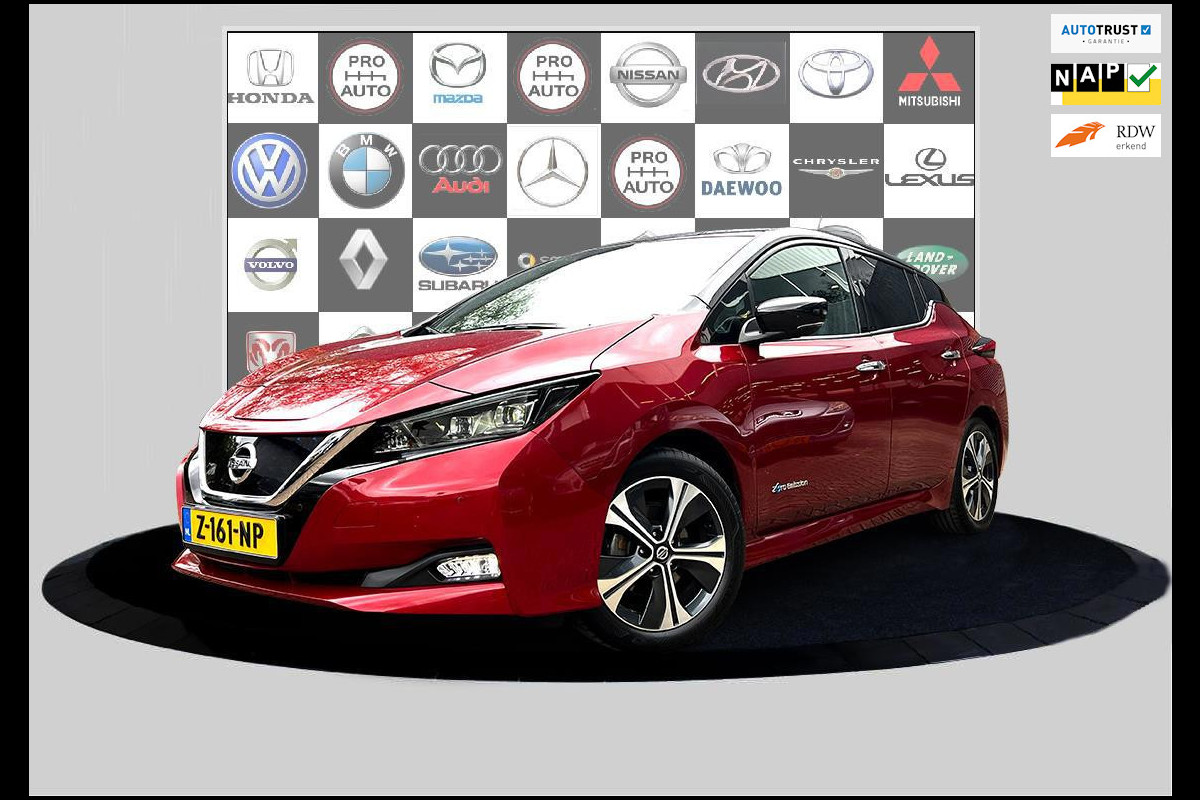 Nissan Leaf Tekna 40 kWh 3d cam_Trekh_Stoelverw_Navi
