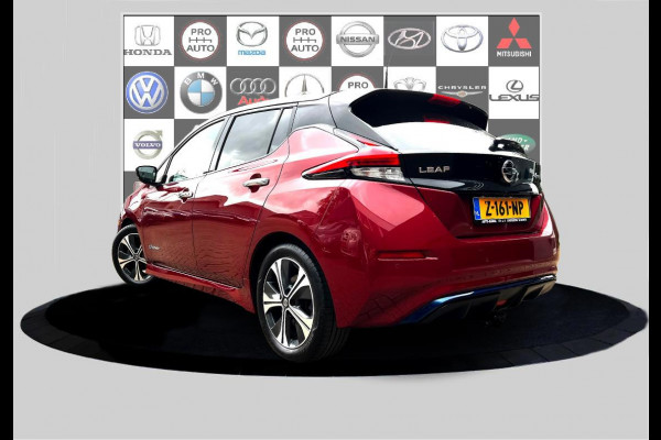 Nissan Leaf Tekna 40 kWh 3d cam_Trekh_Stoelverw_Navi