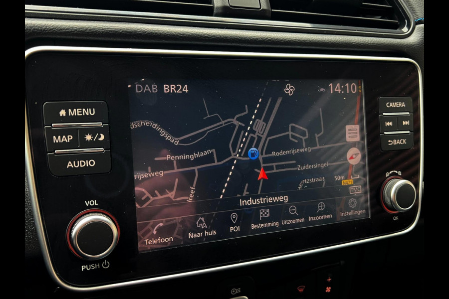 Nissan Leaf Tekna 40 kWh 3d cam_Trekh_Stoelverw_Navi