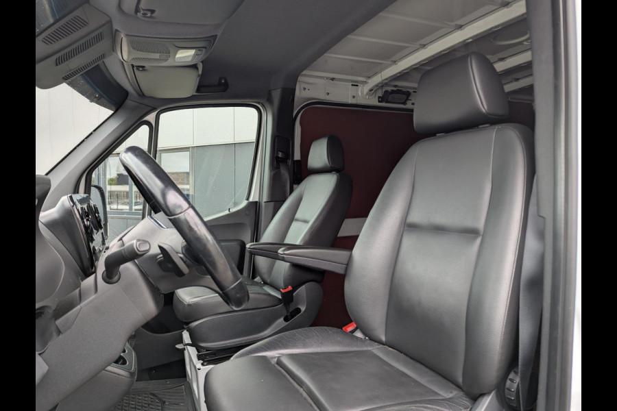 Mercedes-Benz Sprinter 319 3.0 CDI AUT L2H1 LED MBUX 3500KG TREKHAAK