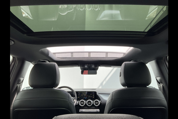 Mercedes-Benz B-Klasse 180 Business Solution Luxury Automaat Pano Leder Adap.Cruise Vol Opties!