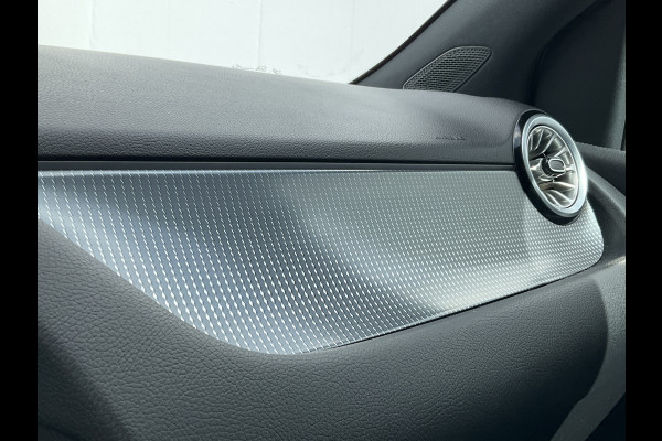 Mercedes-Benz B-Klasse 180 Business Solution Luxury Automaat Pano Leder Adap.Cruise Vol Opties!