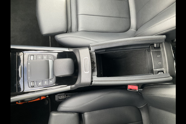 Mercedes-Benz B-Klasse 180 Business Solution Luxury Automaat Pano Leder Adap.Cruise Vol Opties!