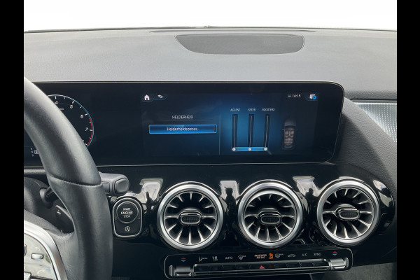 Mercedes-Benz B-Klasse 180 Business Solution Luxury Automaat Pano Leder Adap.Cruise Vol Opties!