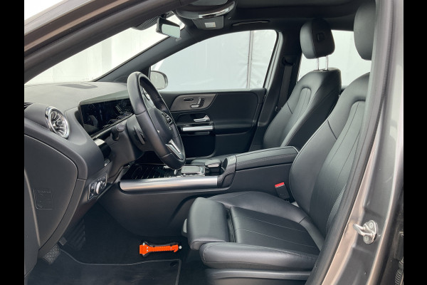 Mercedes-Benz B-Klasse 180 Business Solution Luxury Automaat Pano Leder Adap.Cruise Vol Opties!