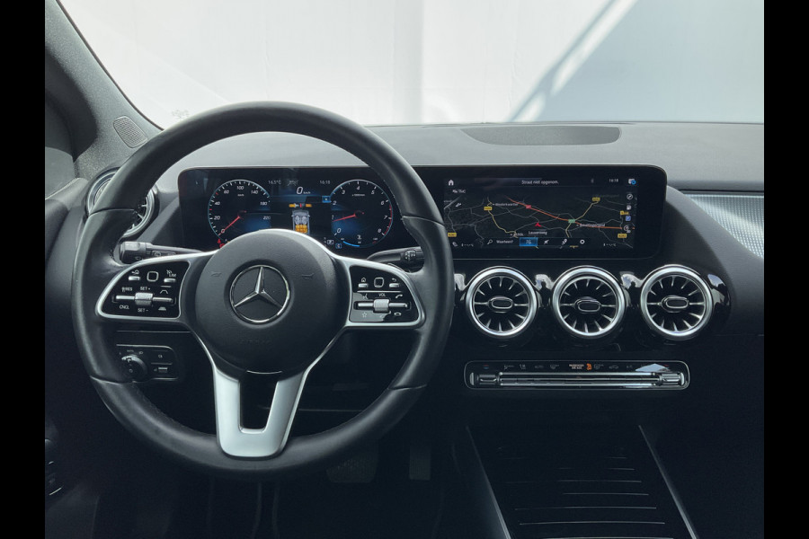 Mercedes-Benz B-Klasse 180 Business Solution Luxury Automaat Pano Leder Adap.Cruise Vol Opties!