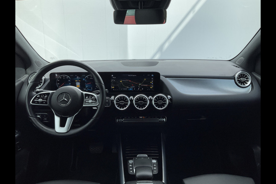 Mercedes-Benz B-Klasse 180 Business Solution Luxury Automaat Pano Leder Adap.Cruise Vol Opties!