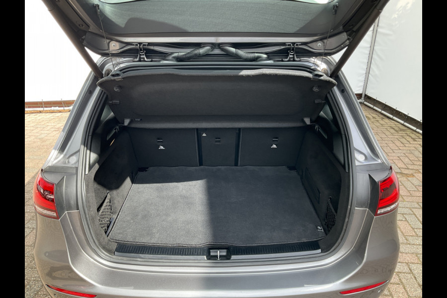 Mercedes-Benz B-Klasse 180 Business Solution Luxury Automaat Pano Leder Adap.Cruise Vol Opties!