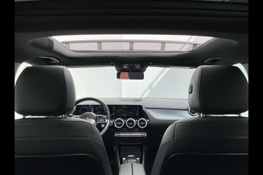 Mercedes-Benz B-Klasse 180 Business Solution Luxury Automaat Pano Leder Adap.Cruise Vol Opties!