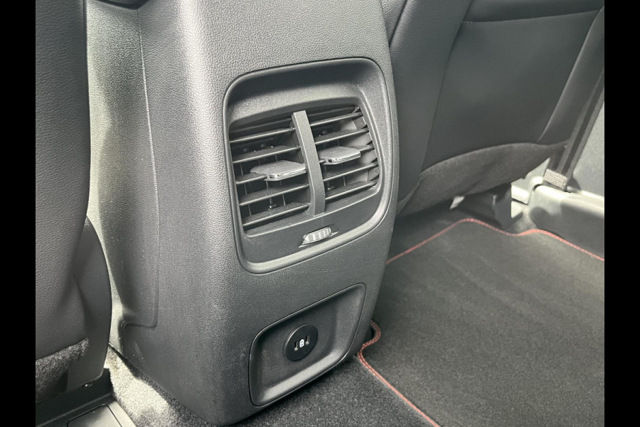 Ford Kuga 2.5 PHEV ST-Line X 225pk | Driver Assistance Pack | Wegklapbare Trekhaak | Winterpack | Verlengde Fabrieksgarantie tot 05-2028