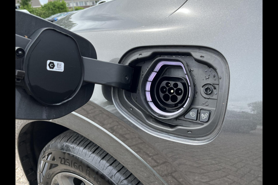 Ford Kuga 2.5 PHEV ST-Line X 225pk | Driver Assistance Pack | Wegklapbare Trekhaak | Winterpack | Verlengde Fabrieksgarantie tot 05-2028