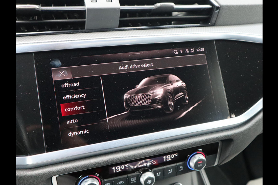 Audi Q3 Sportback 40 TFSI quattro S Edition | 3X S-line | 20-V-spaak