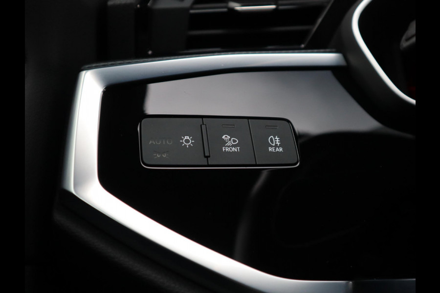 Audi Q3 Sportback 40 TFSI quattro S Edition | 3X S-line | 20-V-spaak