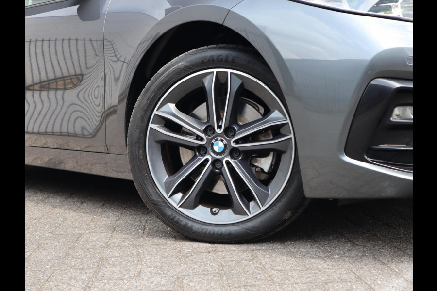 BMW 1-serie 118i Executive Edition | Pano | Sport-Line