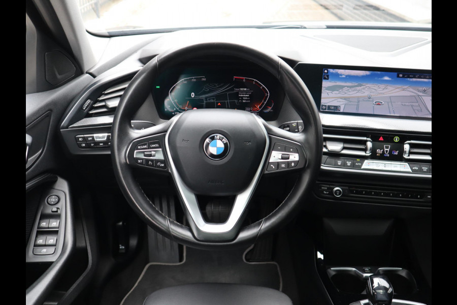 BMW 1-serie 118i Executive Edition | Pano | Sport-Line
