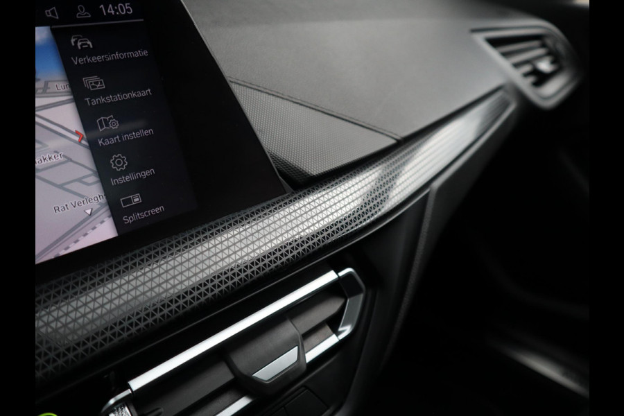 BMW 1-serie 118i Executive Edition | Pano | Sport-Line
