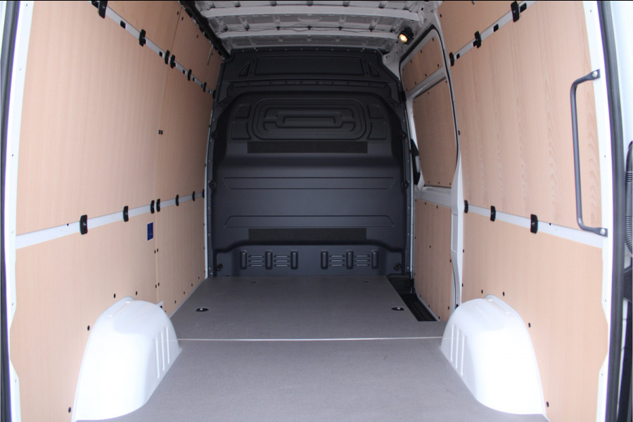 Mercedes-Benz Sprinter 317CDI L2H2 Pro - Mbux 10 - 3.5t Trekhaak - Betimmering - Camera - Carplay - Bind spot - Cruise - Smartphone integratie - Rijkla